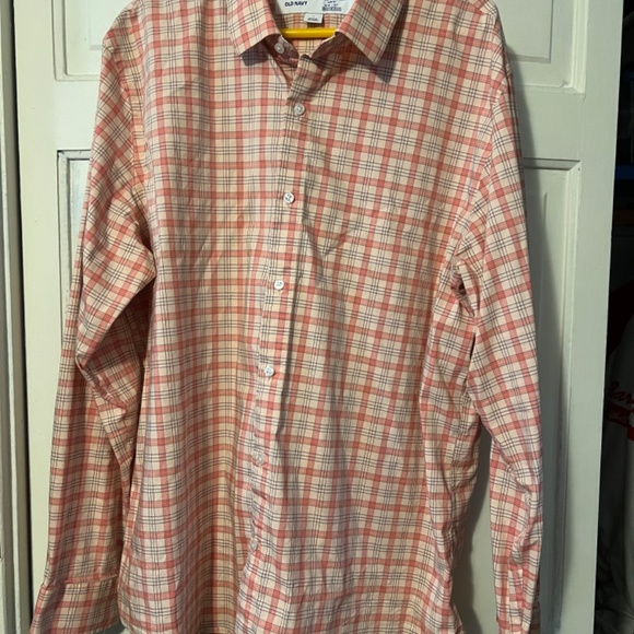 Old Navy Men's Button Down Dress Shirt - Picture 1 of 3